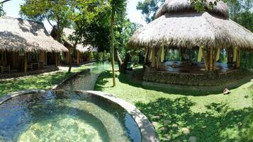 Alberca al aire libre