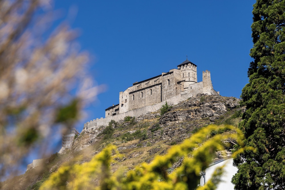 Hôtel Castel by null