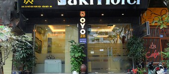 OYO Saki Hotel