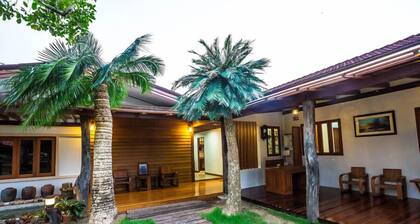 Tree Home Plus Home Stay