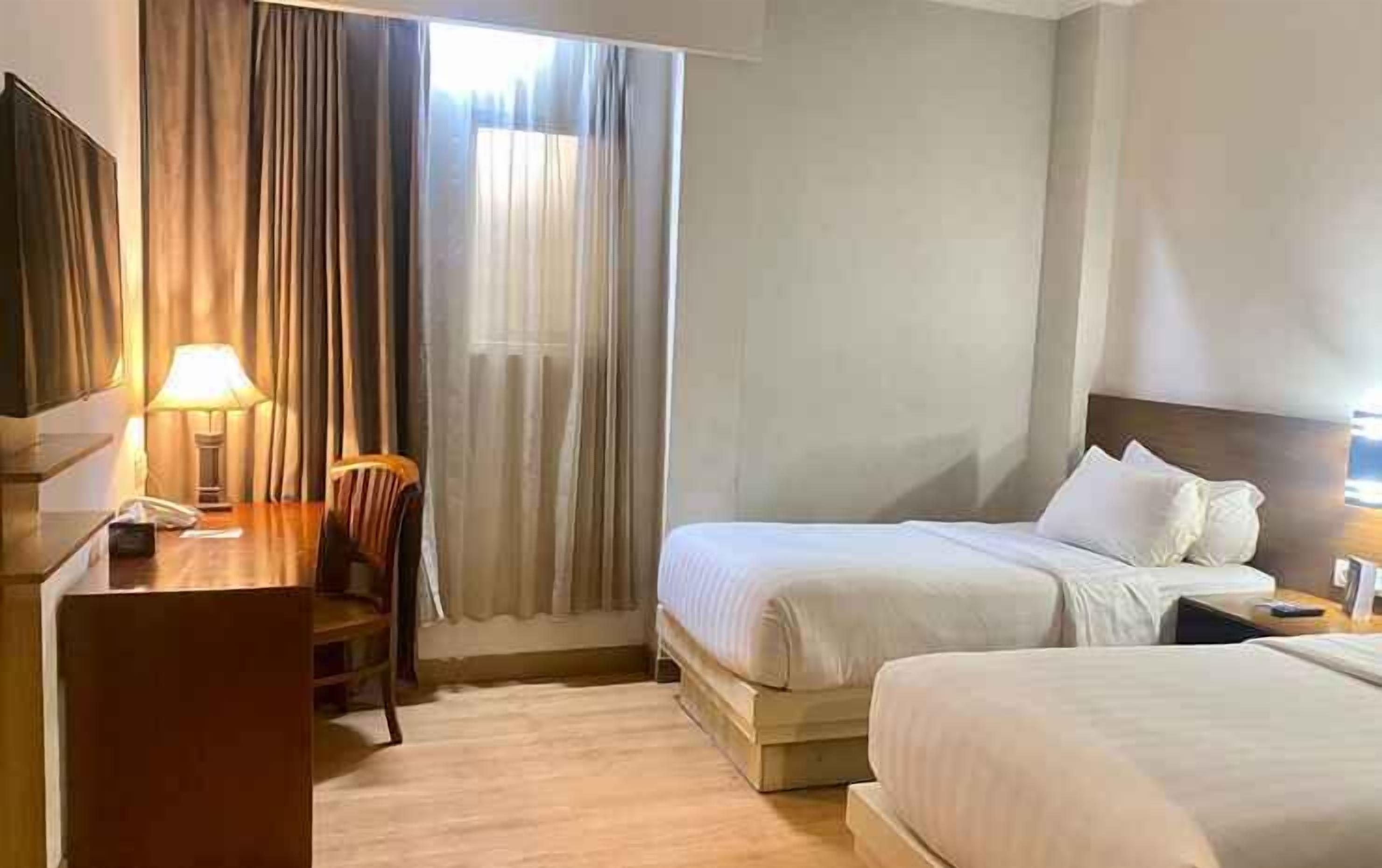 In-room safe, desk, blackout curtains, free WiFi
