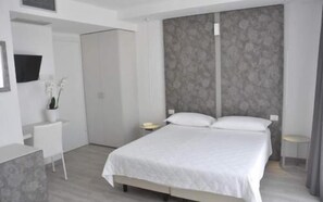 Coffres-forts dans les chambres, bureau, Wi-Fi gratuit