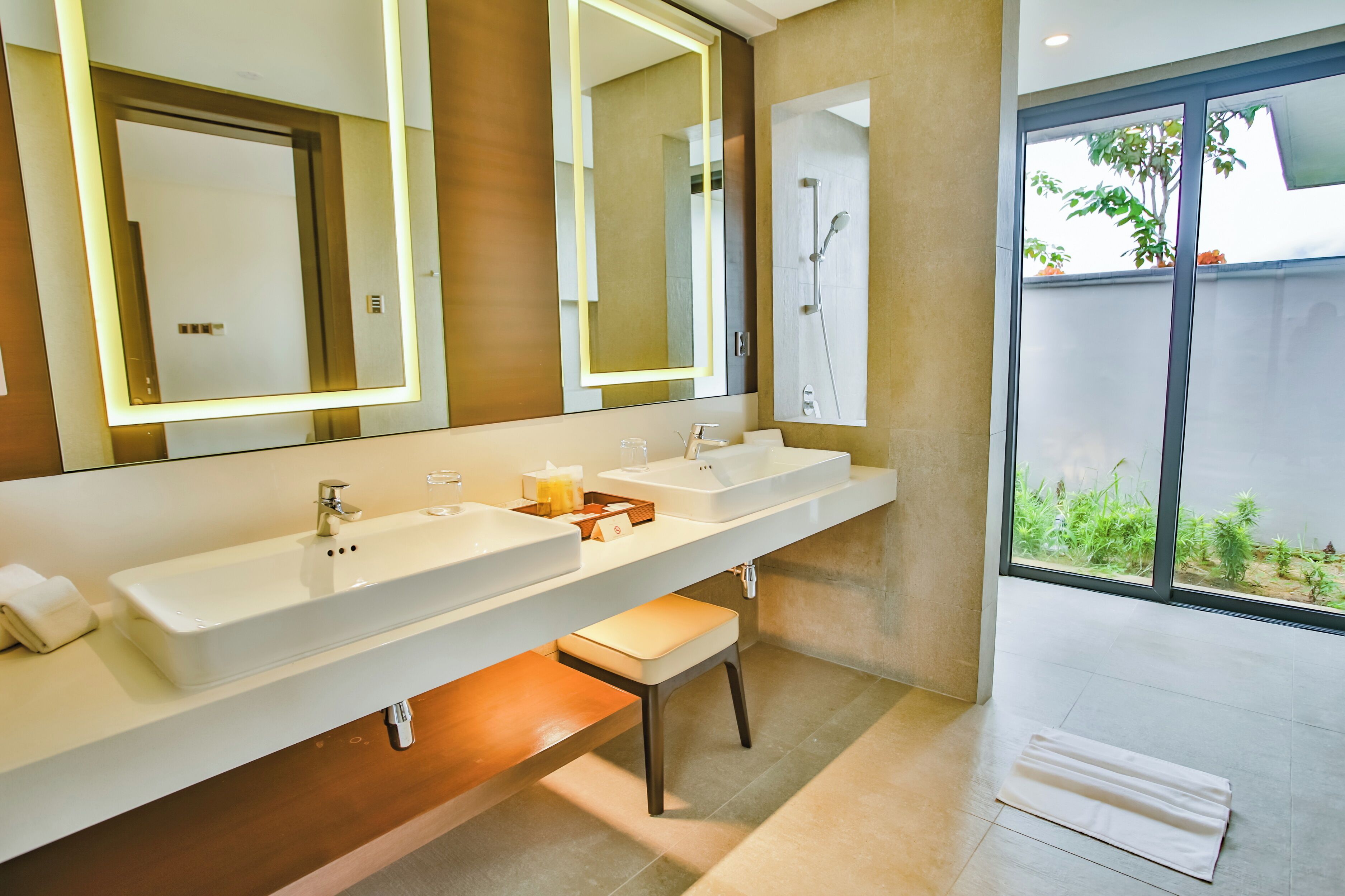 Separate tub and shower, hair dryer, bathrobes, slippers