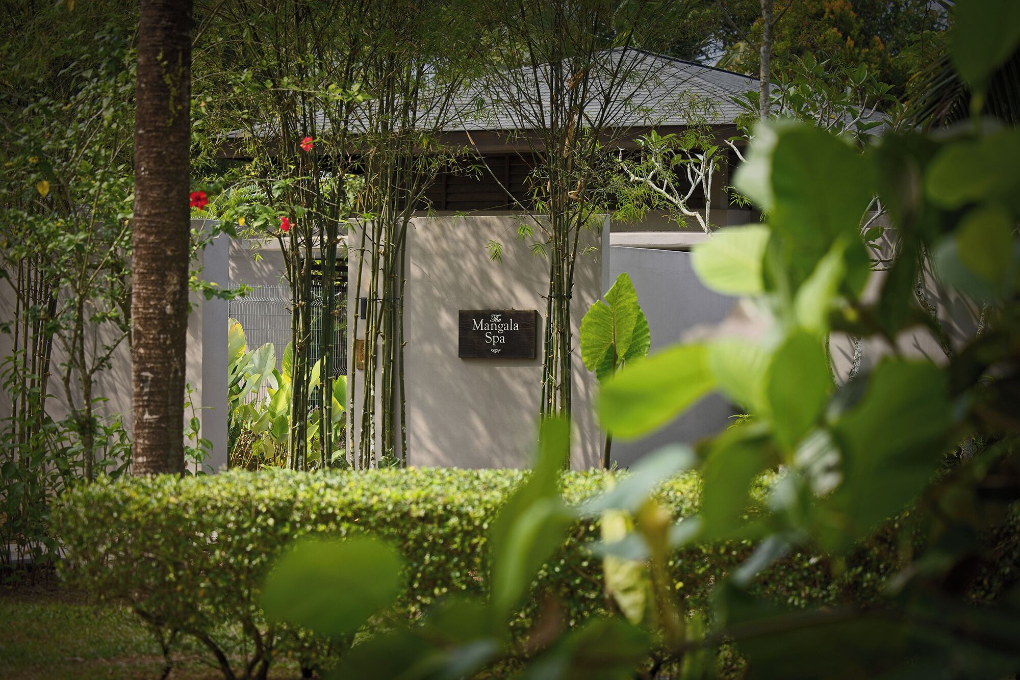 couples treatment room(s), hot tub, body treatments, aromatherapy