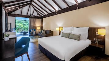 Minibar, in-room safe, individually furnished, desk