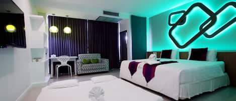 Family Room, Non Smoking | Premium bedding, free minibar items, in-room safe