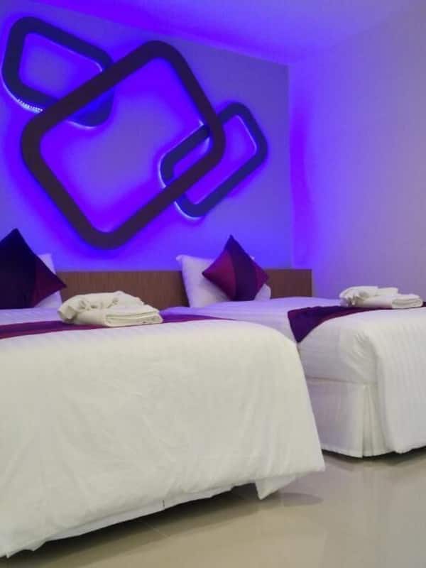 1 bedroom, premium bedding, free minibar items, in-room safe