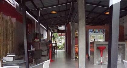 The Morning Minihouse Aonang