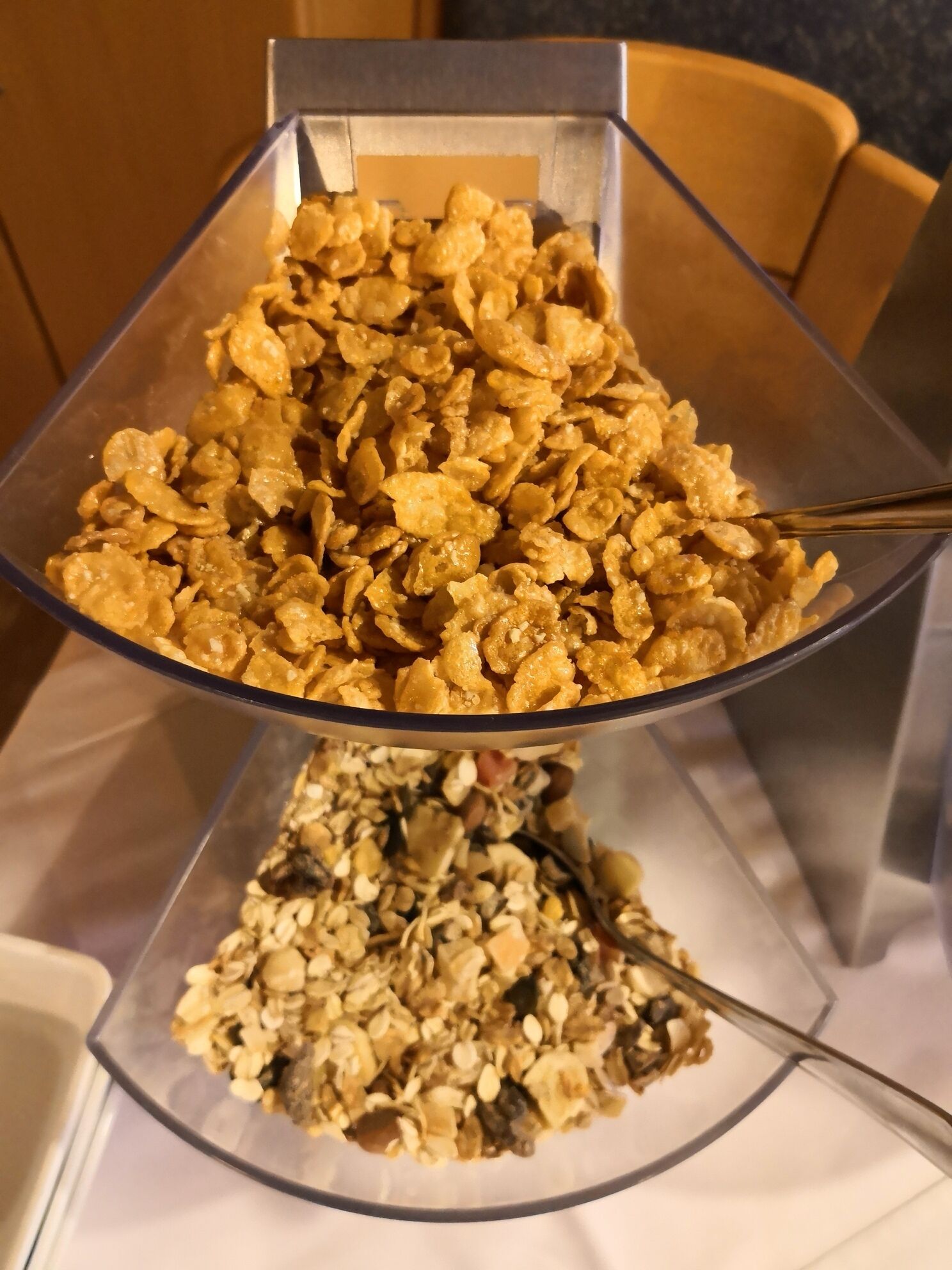 daily buffet breakfast (eur 12 per person)