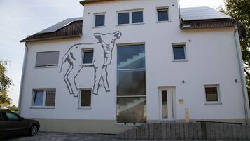 Fachada da propriedade