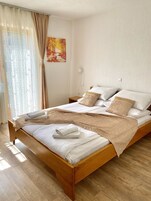 Premium bedding, pillowtop beds, desk, soundproofing