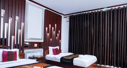 Mittaphap Hotel Luangprabang