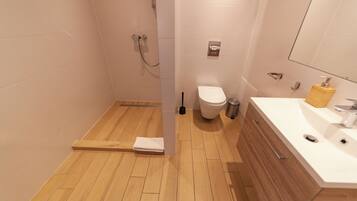 Studio, coin cuisine | Salle de bain