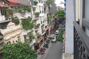 Exterior - Golden Moon Suite Hotel (Hanoi)