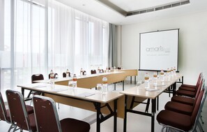 Meeting facility - Amaris Hotel Pettarani Makassar (Makassar)