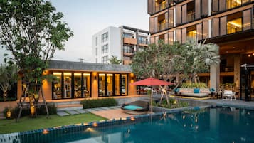 Outdoor pool, pool umbrellas