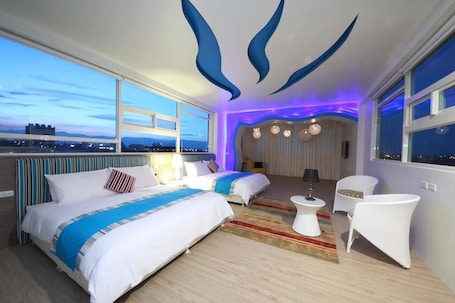 Ropa de cama de alta calidad, escritorio y camas plegables/adicionales