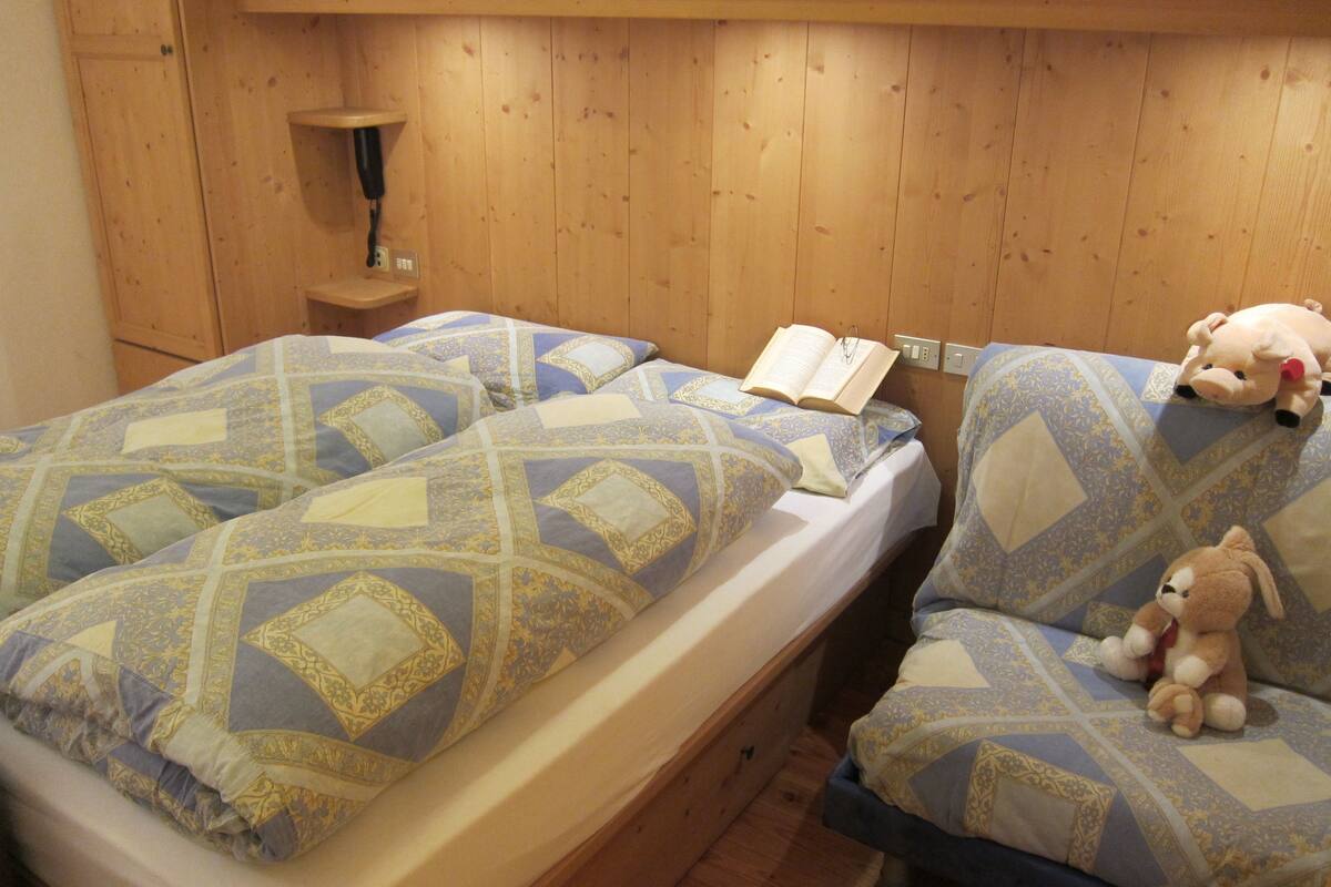 Studio (La Stua) | Cribs (surcharge), WiFi (free)