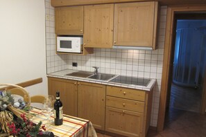 Fridge, microwave, coffee/tea maker