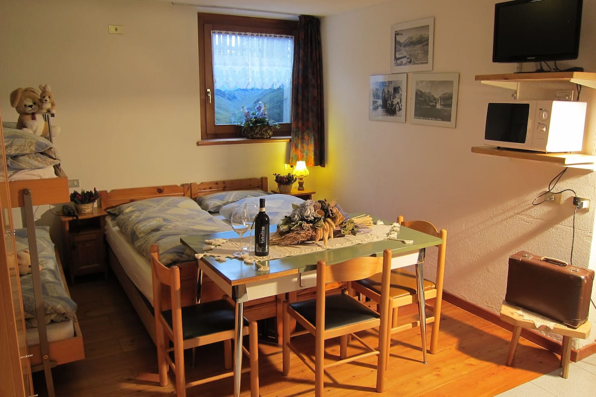 Studio (Nuvola) | Cribs (surcharge), WiFi (free)