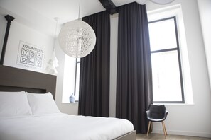 In-room safe, soundproofing, iron/ironing board, free WiFi - Hotel & Brasserie Katoen (Goes)