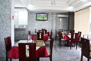 Dining - Airport Hotel (Guayaquil)