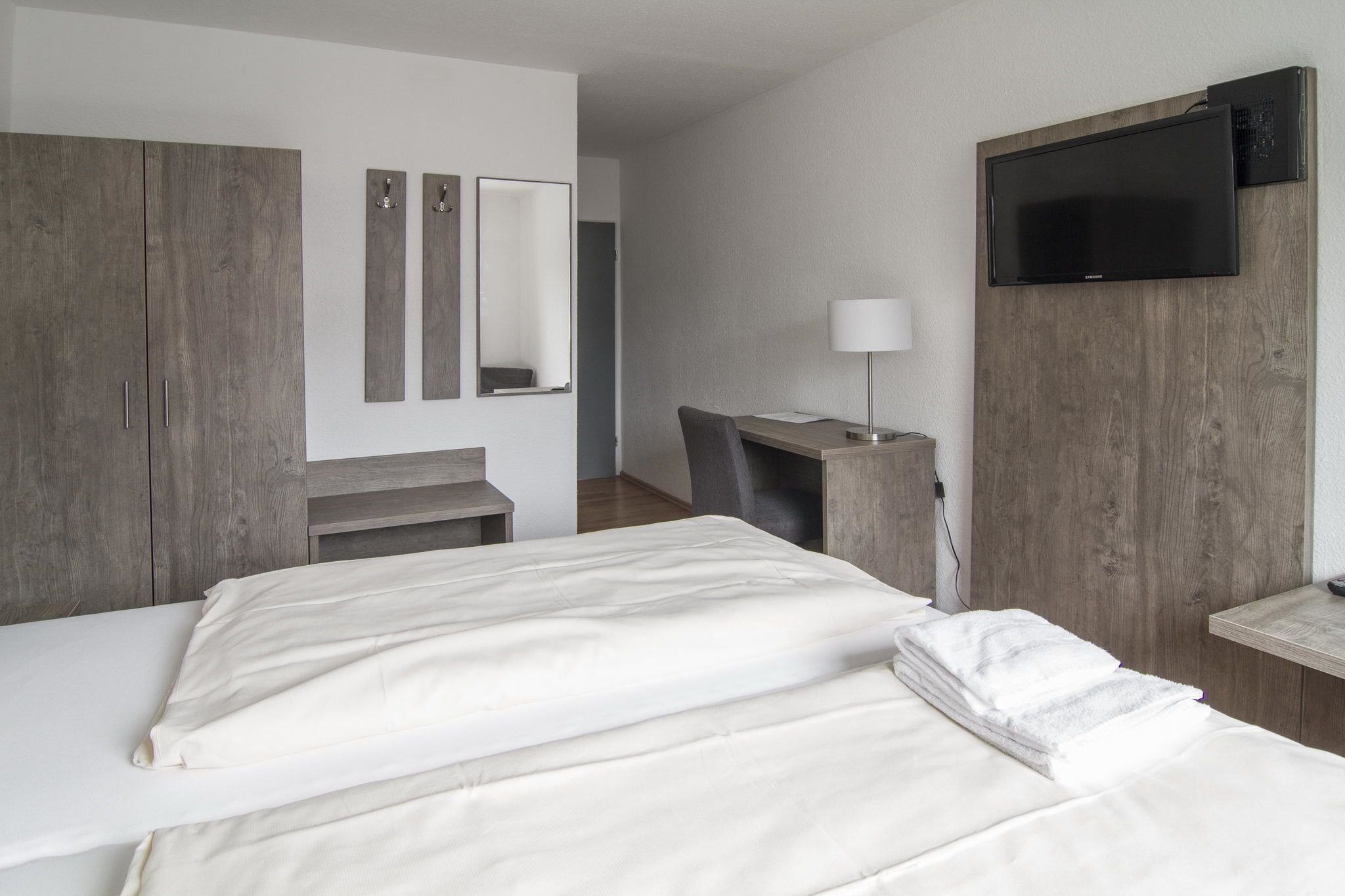 Chambre Simple, non-fumeurs | Bureau, lits bébé (en supplément), lits pliants/supplémentaires