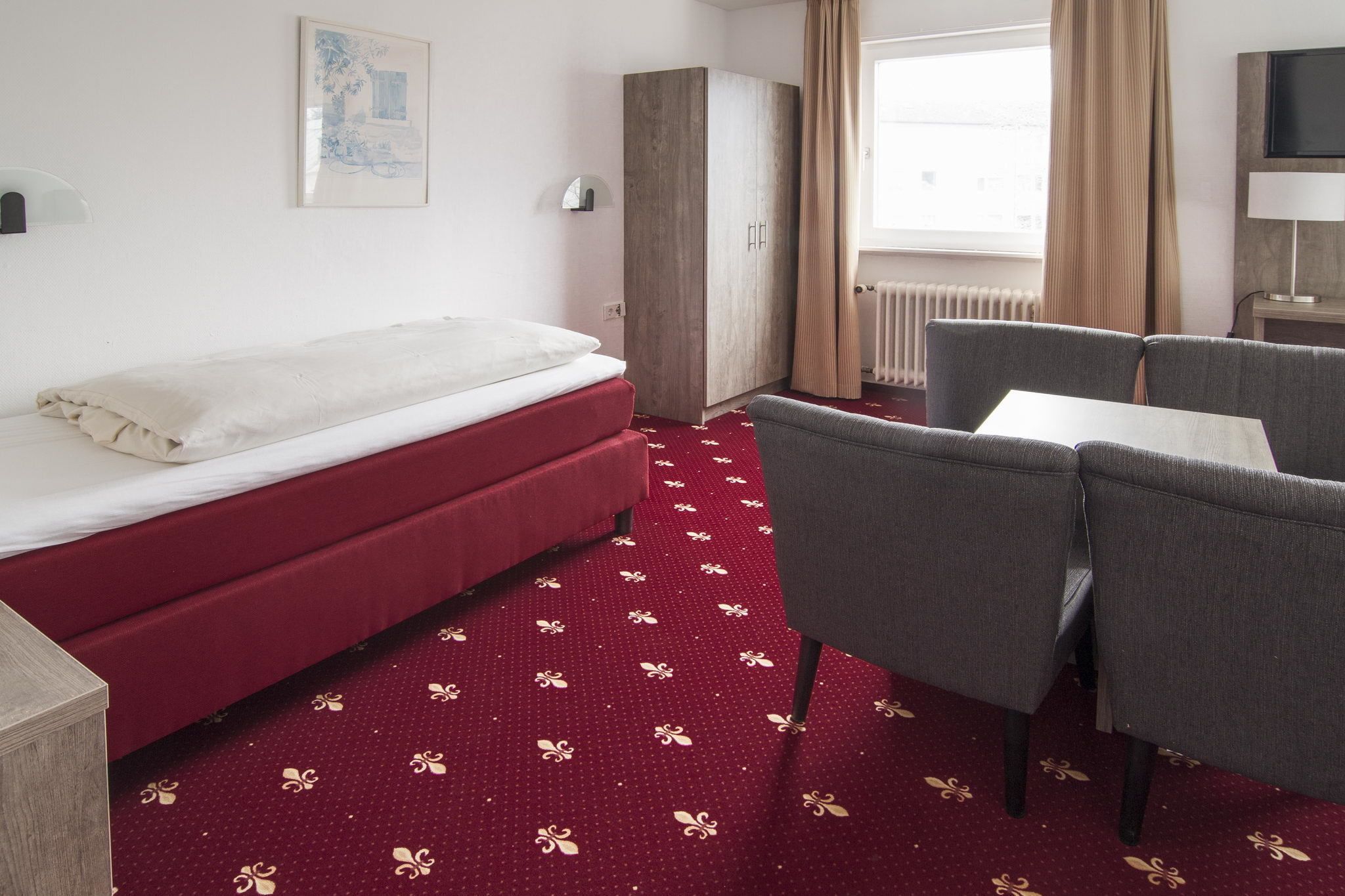 quadruple room, non smoking | desk, cots/infant beds, rollaway beds, free wifi