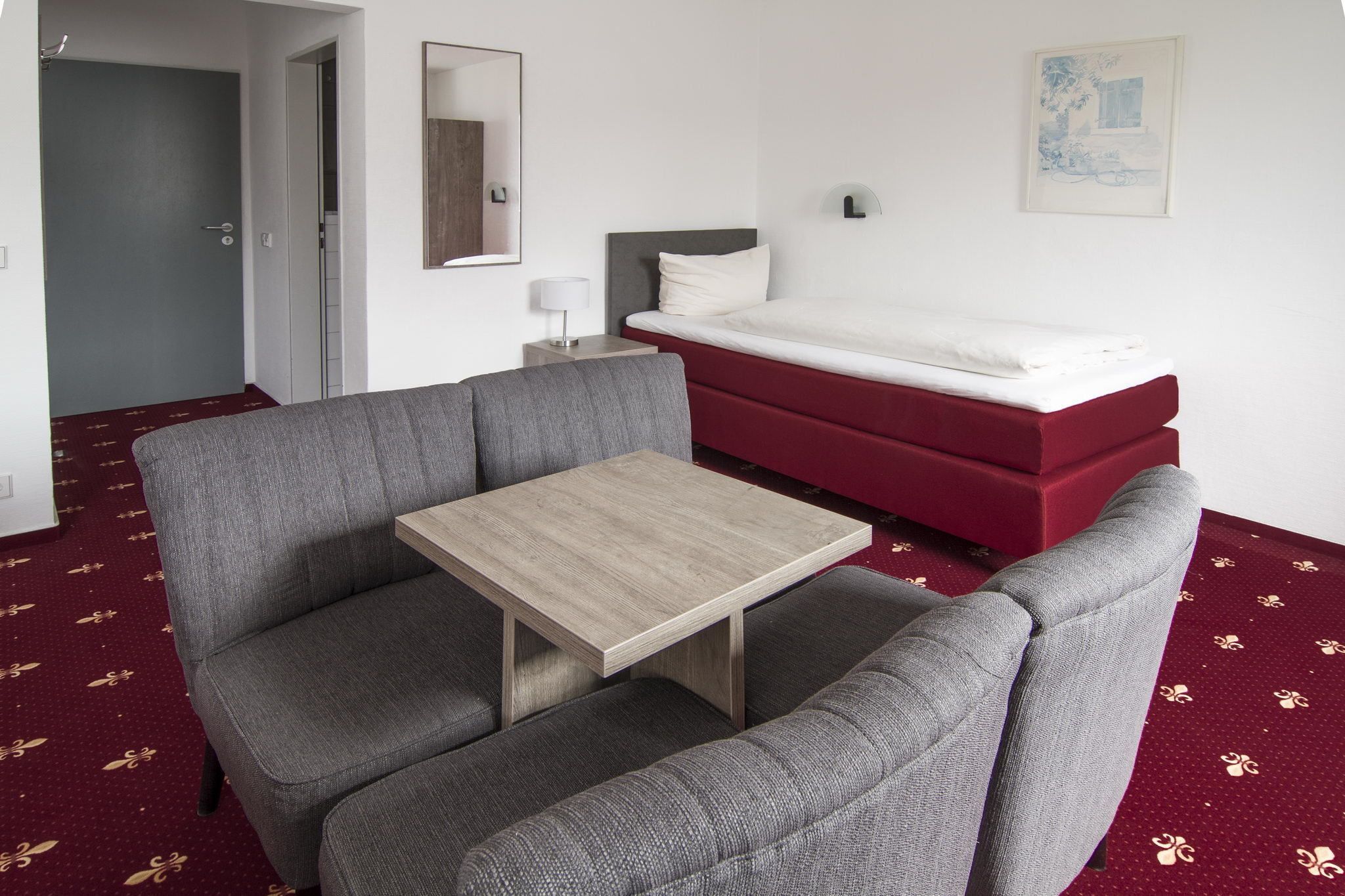 quadruple room, non smoking | desk, cots/infant beds, rollaway beds, free wifi