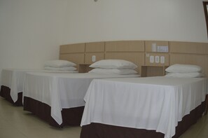 Standard Triple Room, 3 Twin Beds | Minibar, blackout drapes, free WiFi - Richard Hotel (Porto Velho)