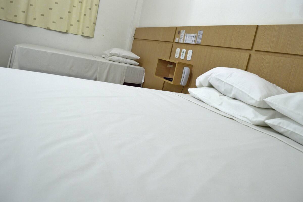 standard triple room | minibar, blackout curtains, free wifi