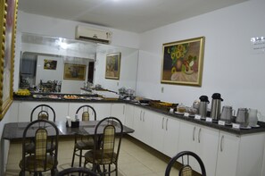 Free daily buffet breakfast