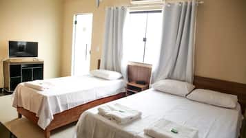 Desk, rollaway beds, free WiFi