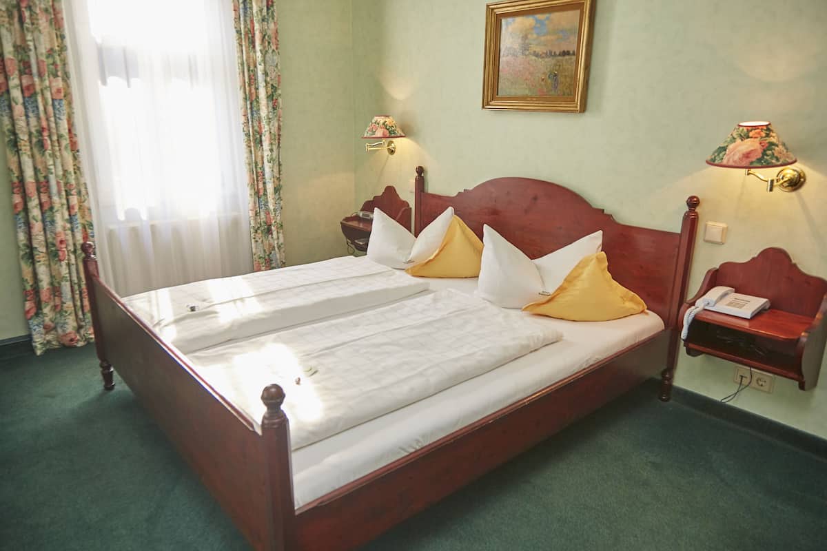 Chambre Double Supérieure | 1 chambre, literie de qualité supérieure, minibar