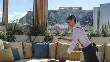 Daily buffet breakfast (EUR 15 per person)