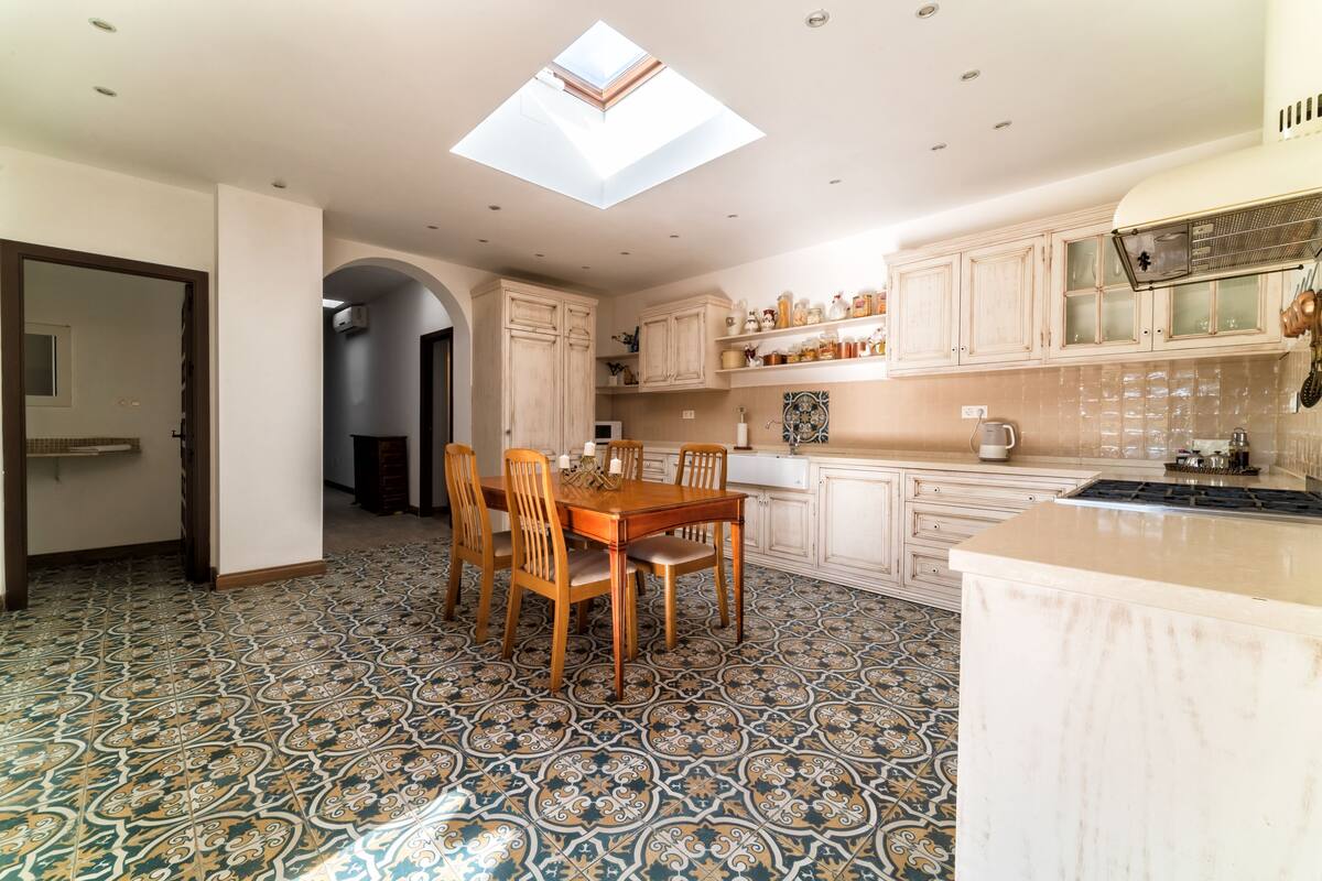 basic apartment, 1 bedroom, kitchen, ground floor | 1 bedroom, hypo-allergenic bedding, memory-foam beds, in-room safe