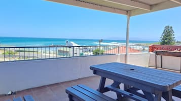 Comfort appartement, 2 slaapkamers, niet-roken, uitzicht op zee | Balkon