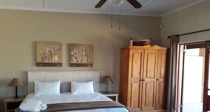 Tourist Lodge Gansbaai