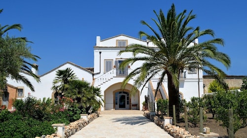 Masseria Celentano Relais & Agriturismo