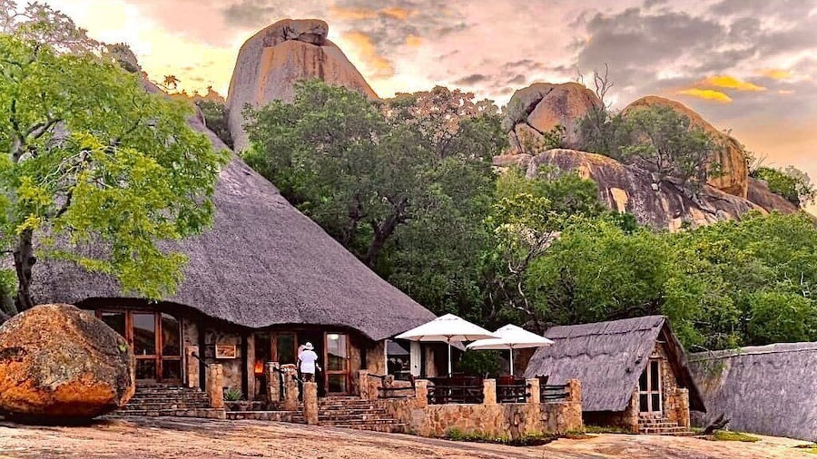 Big Cave Camp - Lodge On The Rocks