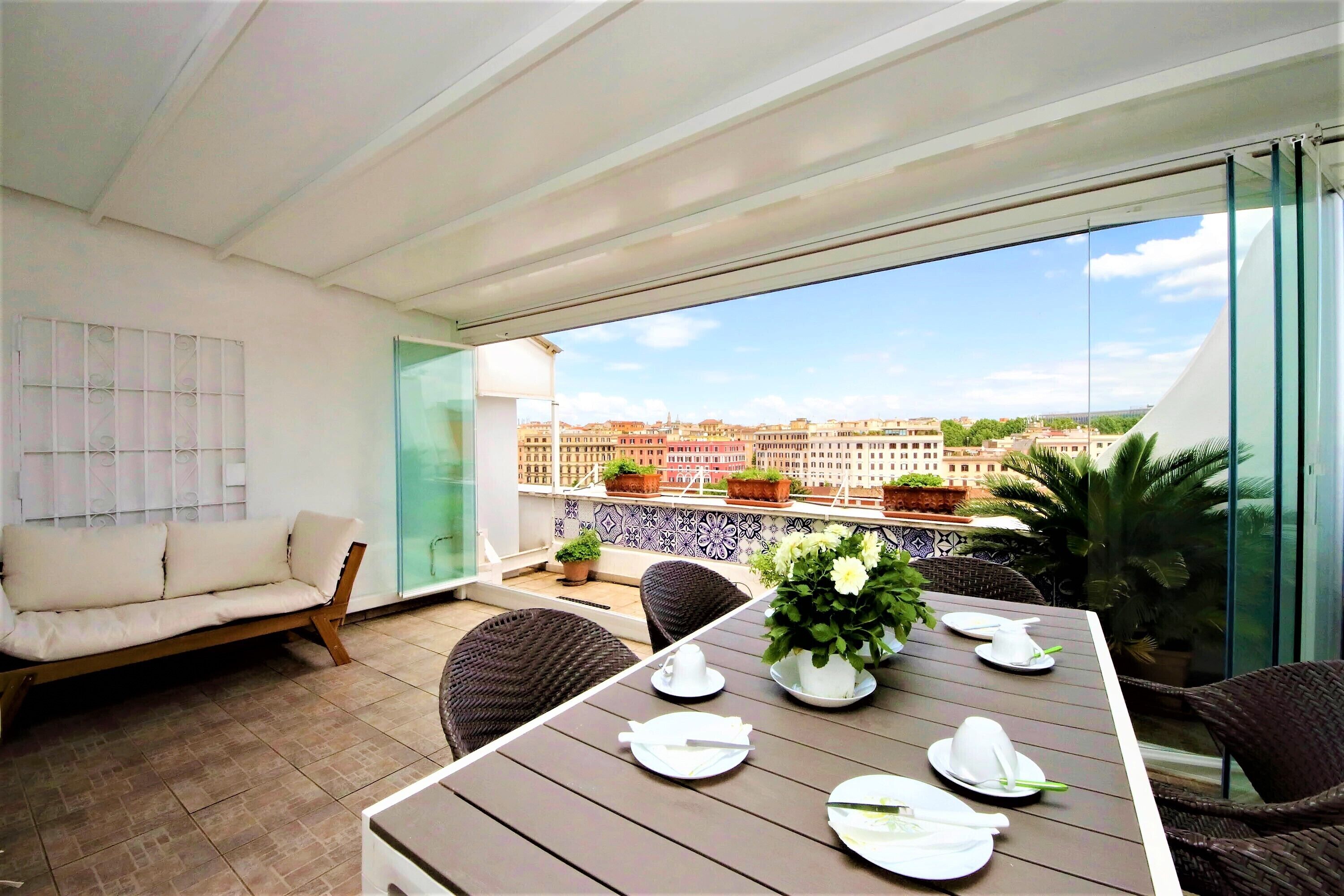 Deluxe Duplex, City View (VIA DI SAN GIOVANNI IN LATERANO 250) | Terrace/patio