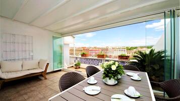 Dúplex Deluxe, vistas a la ciudad (VIA DI SAN GIOVANNI IN LATERANO 250) | Terraza o patio