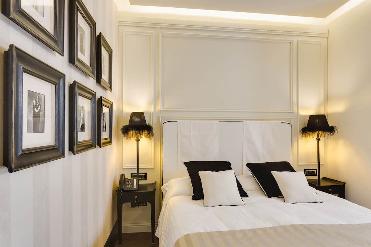 Down duvets, individually furnished, desk, blackout curtains