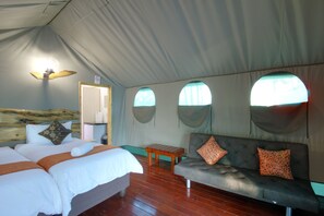 Luxury Tent | Private kitchenette