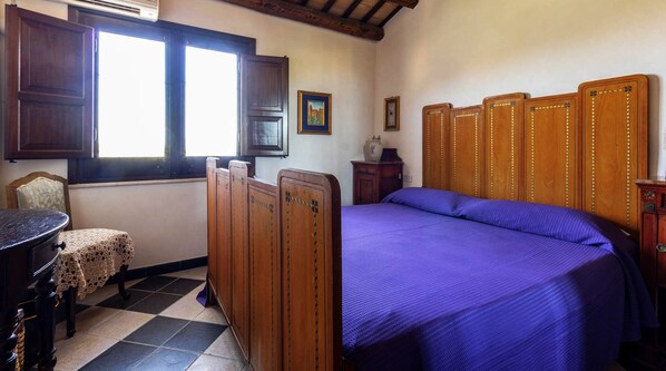 Habitación doble familiar, 2 habitaciones, vista al océano | Sábanas italianas Frette, ropa de cama de alta calidad y edredón 
