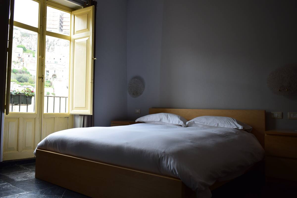 1 bedroom, minibar, in-room safe, desk
