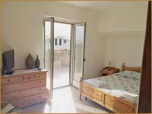 Escritorio y wifi gratis