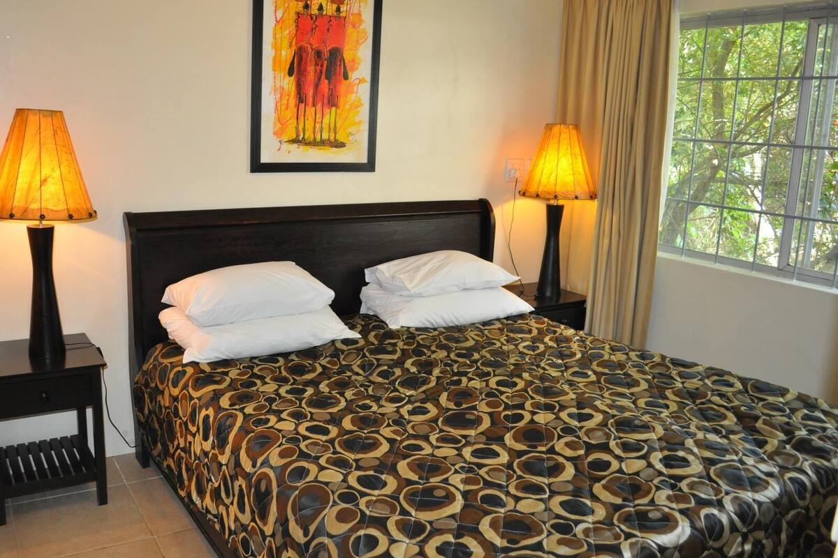 Comfort Room | Free WiFi