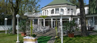Hotel Ostrov