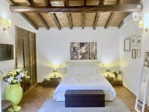 Superior Room (fireplace) | Premium bedding, down comforters, free WiFi, bed sheets